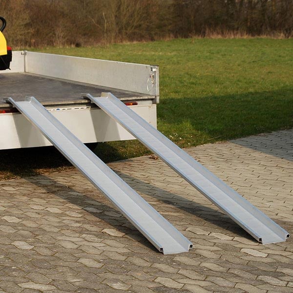 Paire de rails de chargement en aluminium (L=1500mm/l=230mm) équipement pour utilitaire